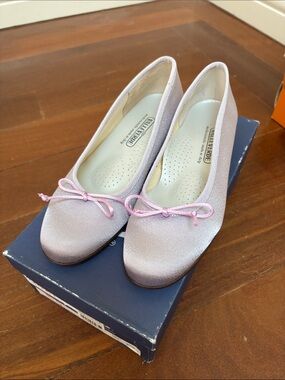 Valleverde Satin Lavender Ballet Flats with Leather Soles 36